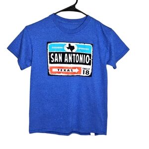 San Antonio Texas skyline blue tee Size Small 8-10 Boys